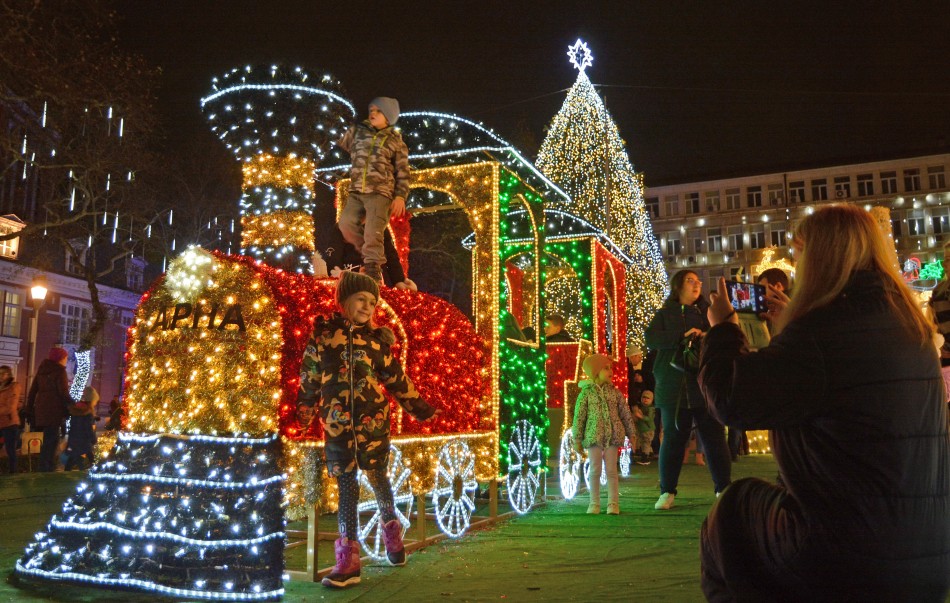 Свързани файлове
